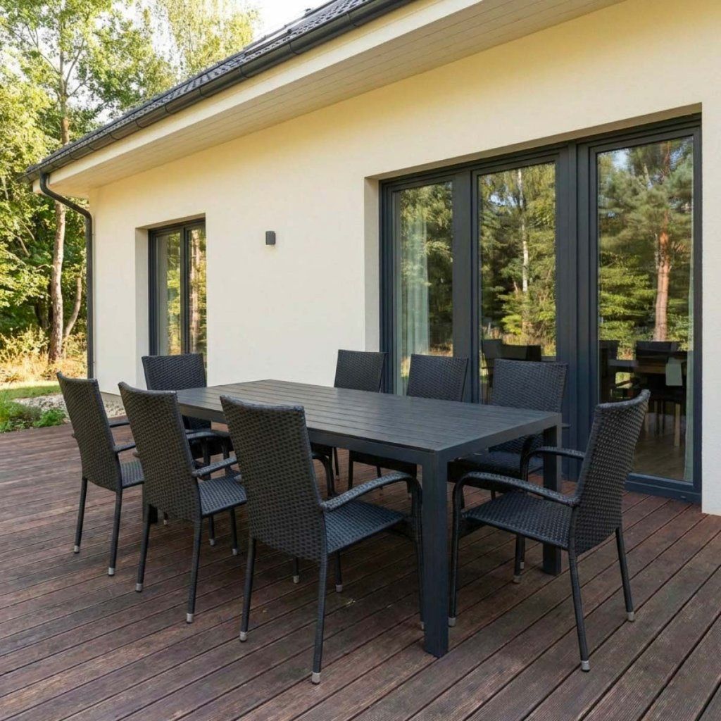 Jak vybrat nejlepší zahradní sestavu? Tipy pro pohodové léto 2025